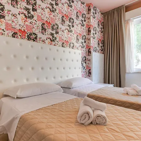 Hotel La Perla 3*