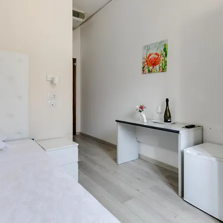 Hotel La Perla Rimini