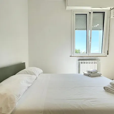 Trilocale Panoramico Vicino Al Mare- L'attico Sulla Romagna Daire