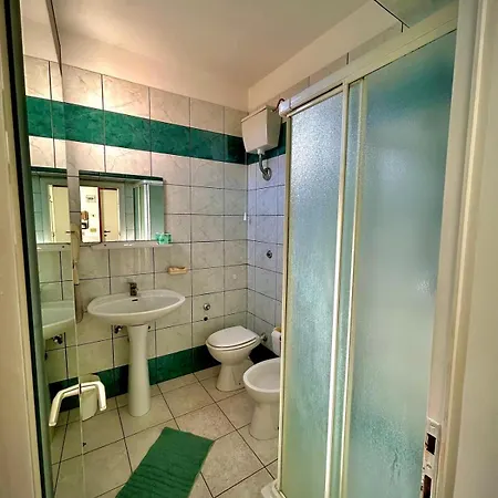 Sacramora Hotel