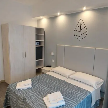 호텔 Caravel Park 3*