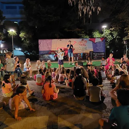 호텔 Caravel Park