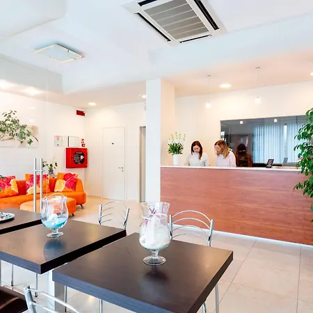 Le Stelle Aparthotel 3*