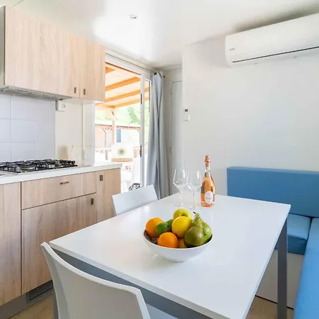 Mobilehomes In 53447 Vakantiehuis *