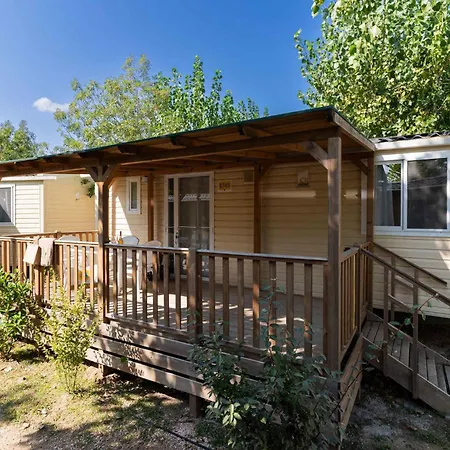 Vakantiehuis Mobilehomes In 53447 Rimini