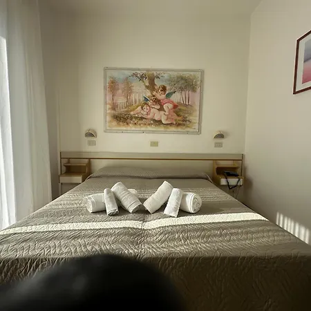 Hotel Alcazar