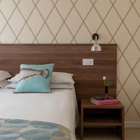 Calypso- Marina Centro Hotel 3*