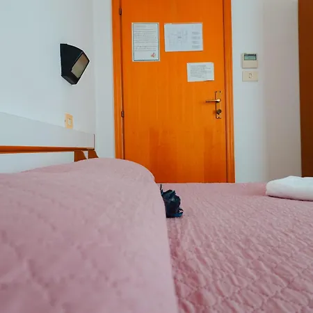 Hotel Lea Completa