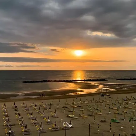 Acquamarina Viserba Hotel 3*