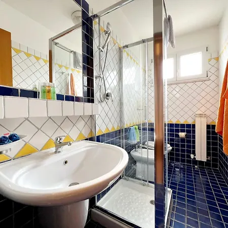 Aparthotel I Girasoli 3*