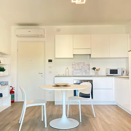 Bilocale Nuovo Vicino Al Centro - La Casa Di Isa Apartamento Rímini