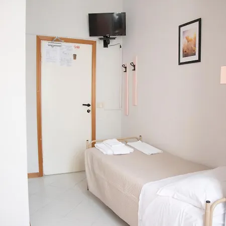 Hotel Laura *