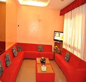 Manola Hotel