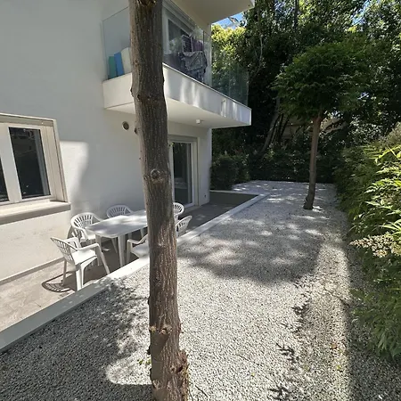 Relax With Garden - Il Lupo Affitta Rimini