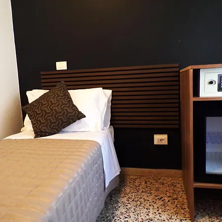 Dinkli Hotel Rimini