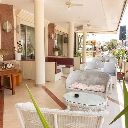 Adriatica Sul Mare Hotel