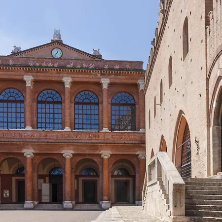 Appartamento Teatrum Loft Teatro Galli -jacuzzi In