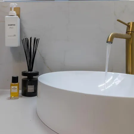 Appartamento Teatrum Loft Teatro Galli -jacuzzi In *