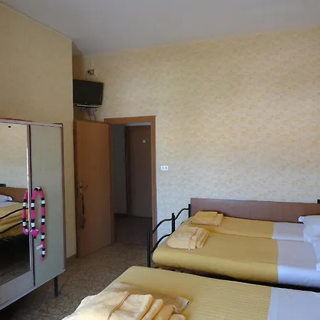 Hotel L&v 3*