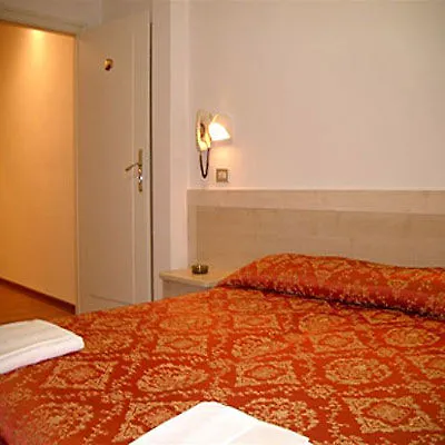 Hotel Bengasi Rímini