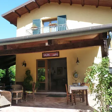 Farm stay Pian Del Pigro *