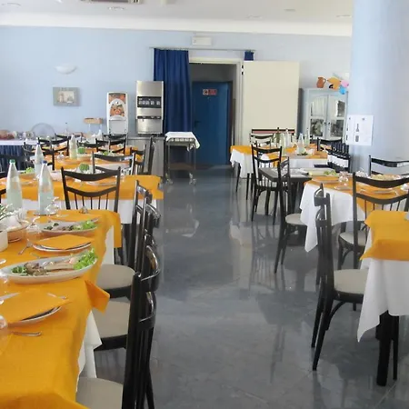 Monti Hotel Rimini