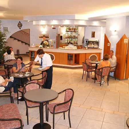 Atlantic Hotel 3*