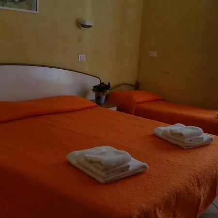 Hotel Naica Marebello