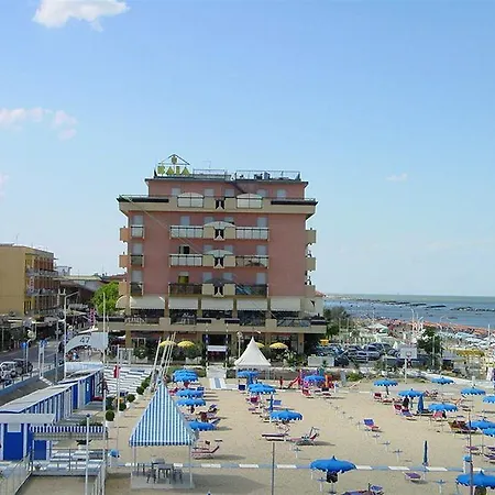 Baia Hotel 3*