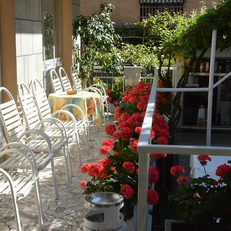 Mantovani Mariù 3* Rimini