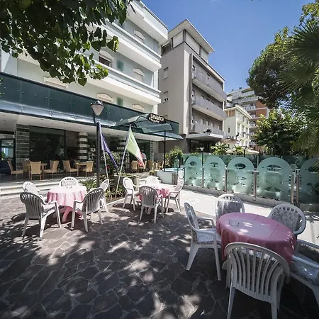 Levante Hotel
