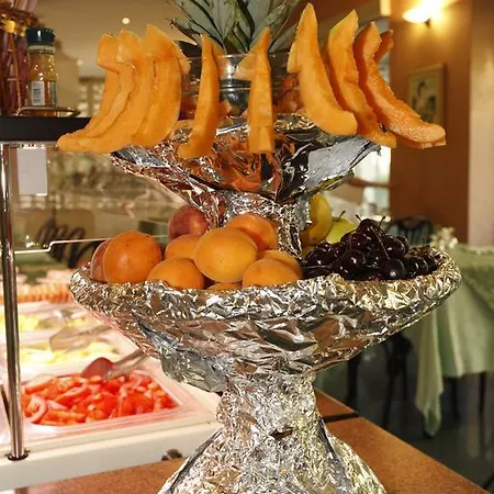 Conti Hotel 3*