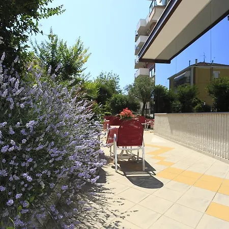 Hotel Conti 3*