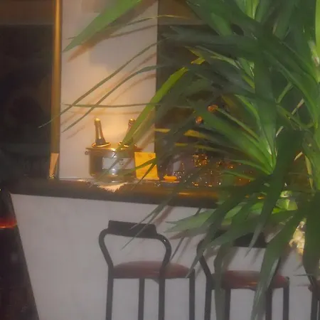 迪普罗玛皇宫酒店