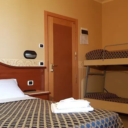 Grifone Hotel 3*