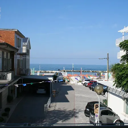 Fanny * Rimini