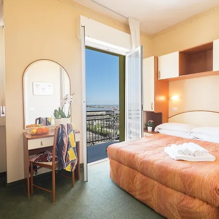 Hotel Crosal