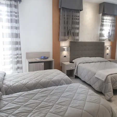 Gabbiano Hotel 3*