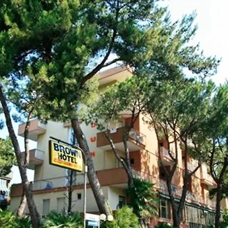 Brown 3*