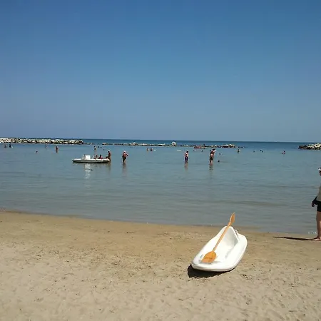 Hotel Vistamare Viserba 2*