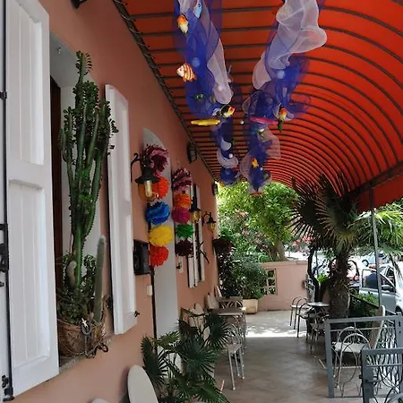 Hotel Vistamare Viserba 2*
