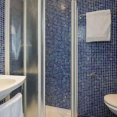 Hotel Scarlet 3*