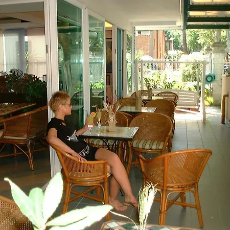 Hotel Kadett 3*