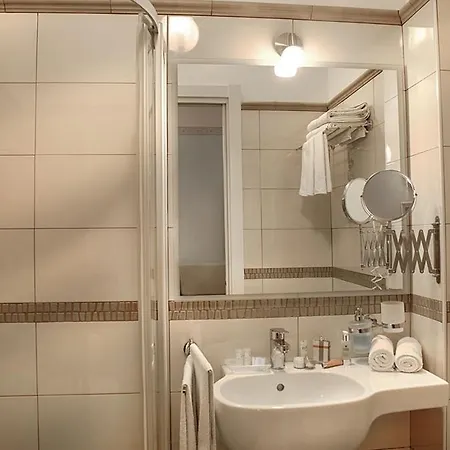 Szálloda Cadiz