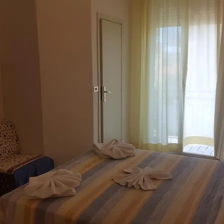 Hotel Conti 3*