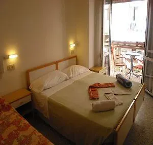 Nanni Garni