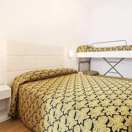 Hotell Hb Orchidea Blu 3*