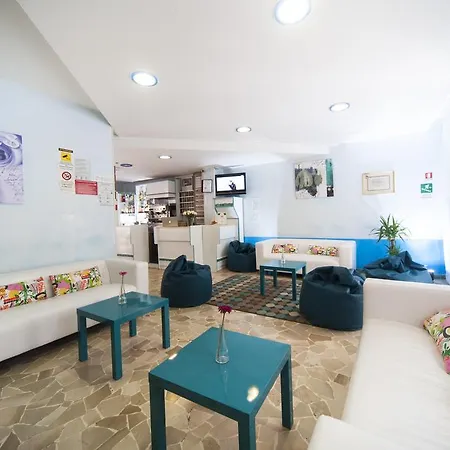 Hotel Nadia 2*