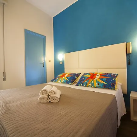 Hotel Nadia 2*