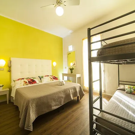 Hotel Nadia 2*